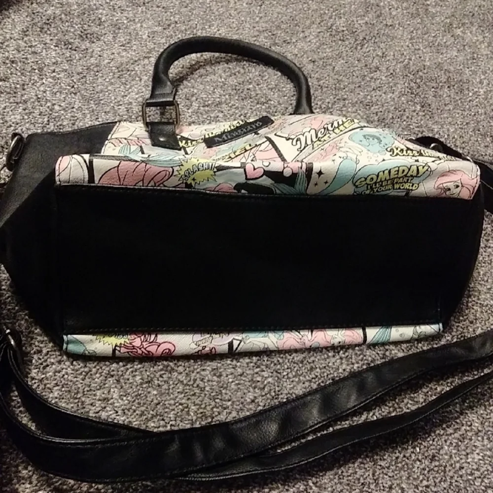 Disney Ariel Comic Print Women's Bag - Picture 8 of 8